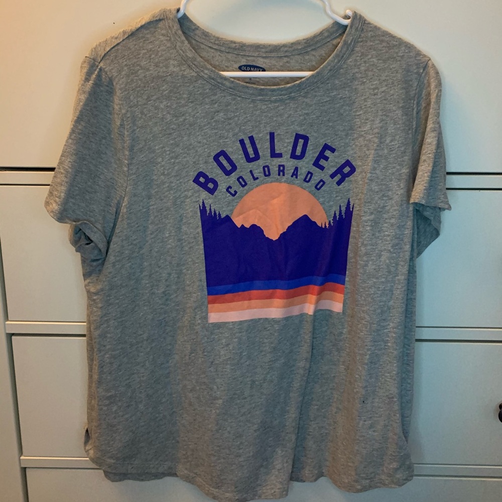 graphic tee - Picture 2 of 3